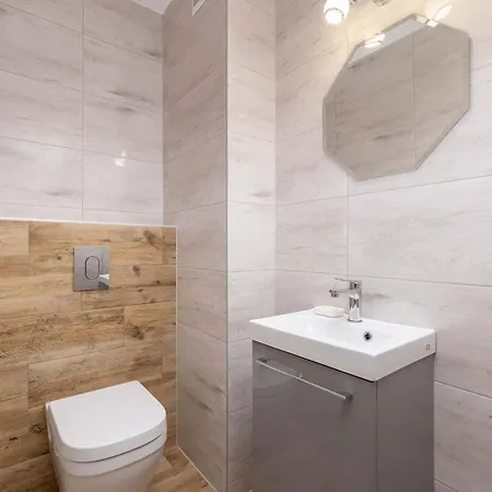 Klimatyczny Apartament Z Parkingiem By Renters Appartamento Wisła