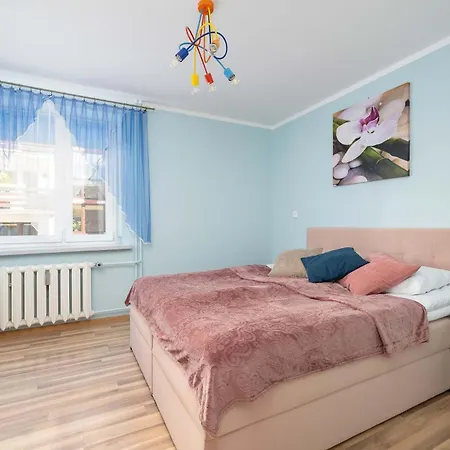 Klimatyczny Apartament Z Parkingiem By Renters Appartamento *